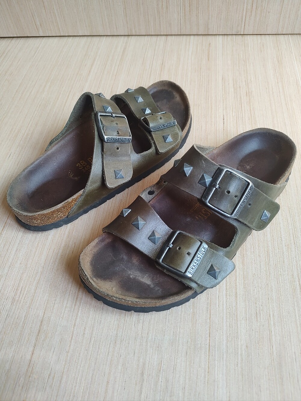Birkenstock Arizona Spikes Studs Slides Sandals Green Leather Buckle Shoes 38